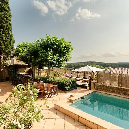 Villa Castell De *
